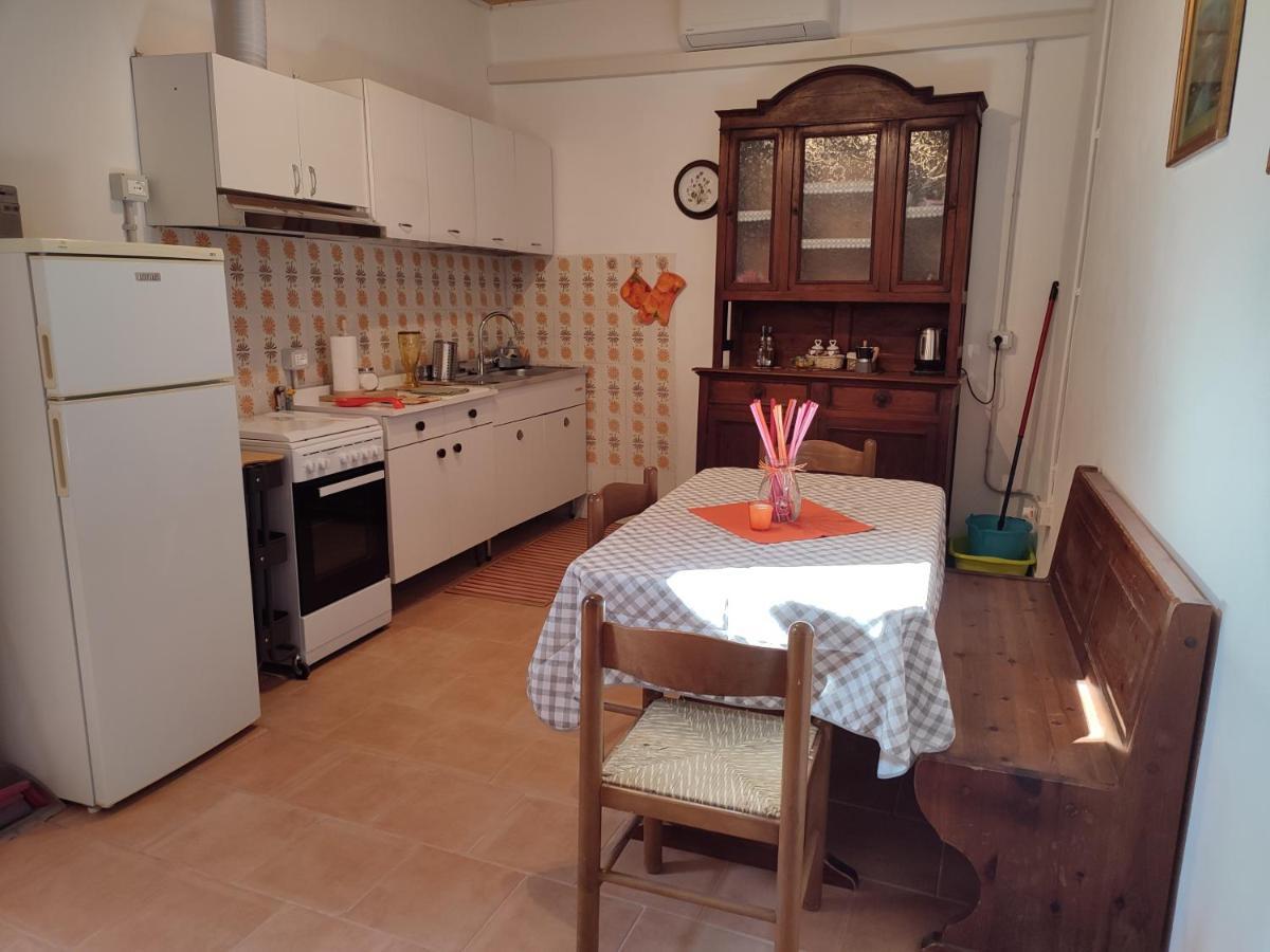 Agriturismo Nonnamelia Nasino Exteriér fotografie