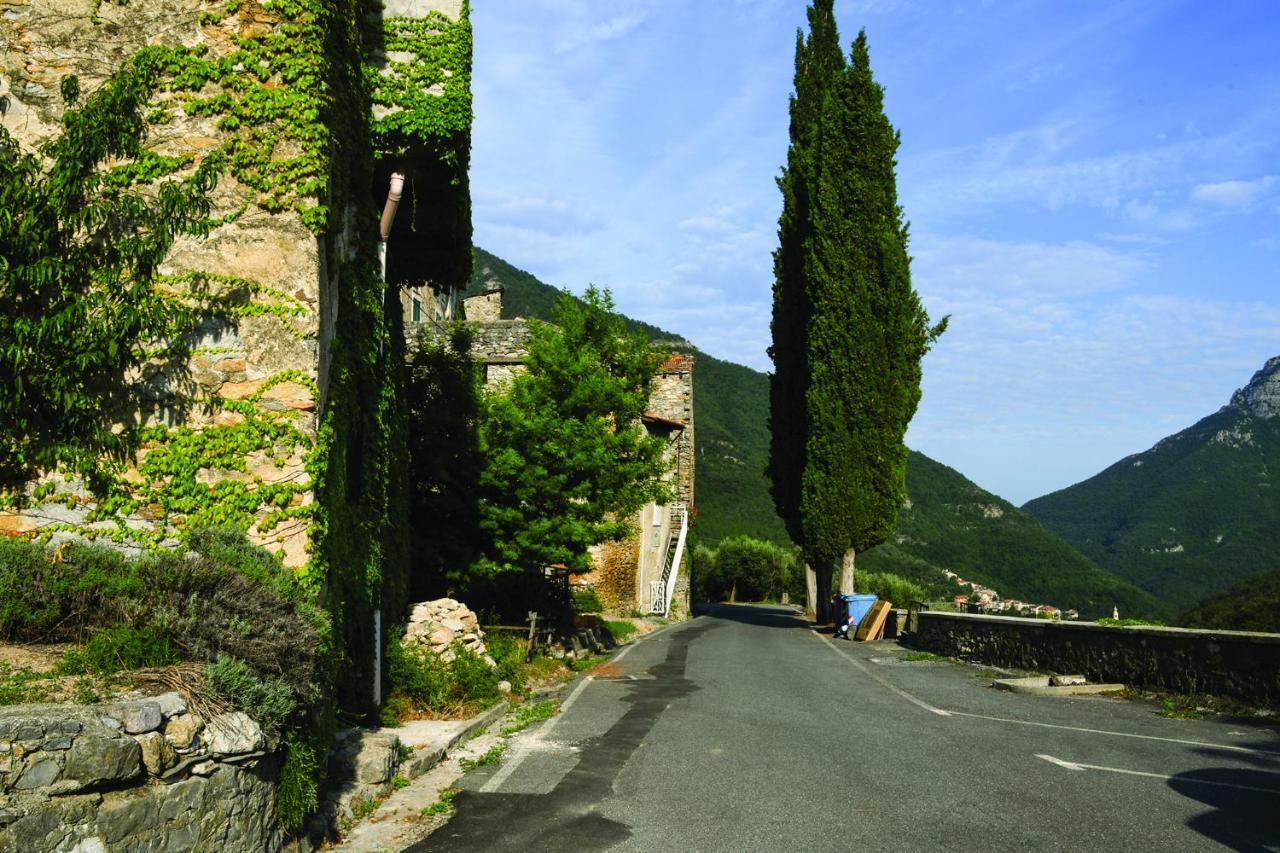 Agriturismo Nonnamelia Nasino Exteriér fotografie